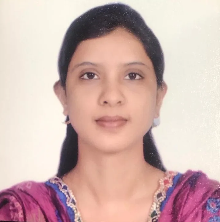 Mrs. Yasmin Sadik Khan 